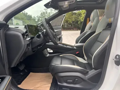 MG MG5 Scorpio