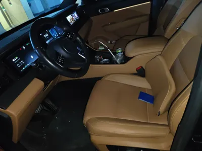 Li Auto ONE