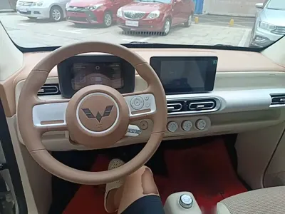 Wuling MINIEV