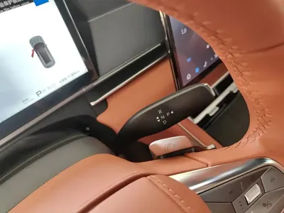 BYD 唐L
