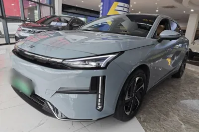 Geely Galaxy L6
