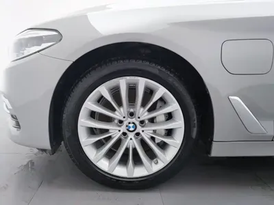 BMW 5 Series New Energy