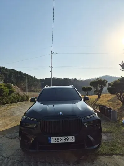 BMW X7