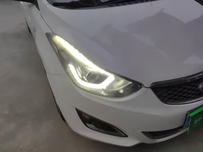 Hyundai Elantra (5th Generation