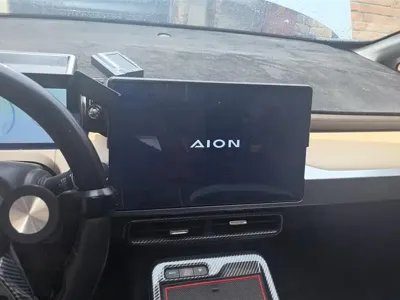 AION AION Y