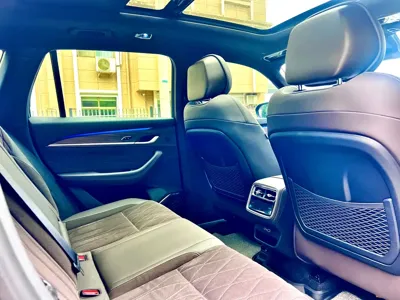 Geely Xingyue L