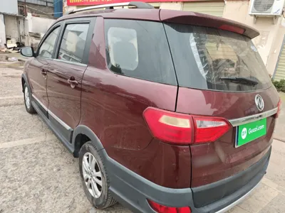 Dongfeng Fengon 370