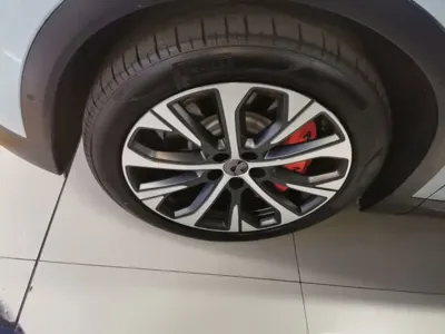 Nio EC7