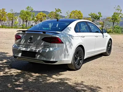 Volkswagen Lamando