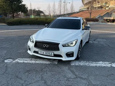Infiniti Q50