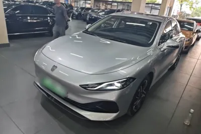 Roewe D7