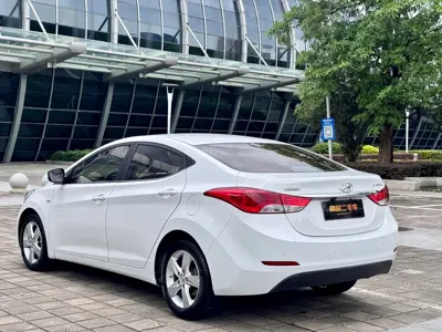 Hyundai Elantra Langdong