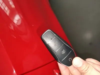BYD e2