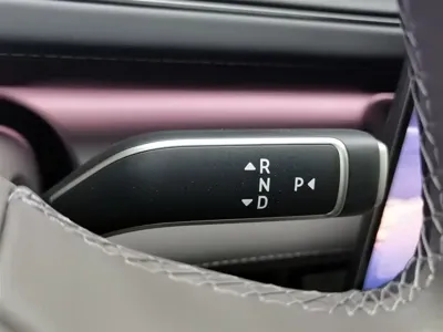 Nio ES8