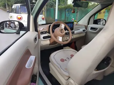 Wuling MINIEV