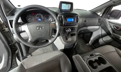 Hyundai Starex