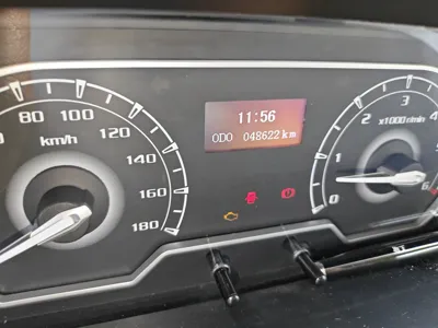 SAIC MAXUS Xintu V80