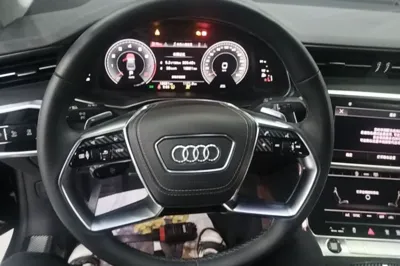 Audi A7L