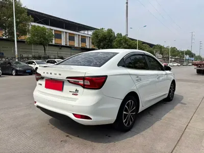Roewe i5