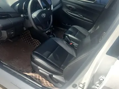 Toyota Yaris L