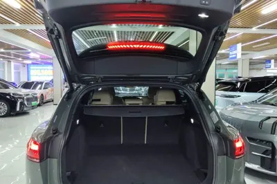 Audi Q6L e-tron