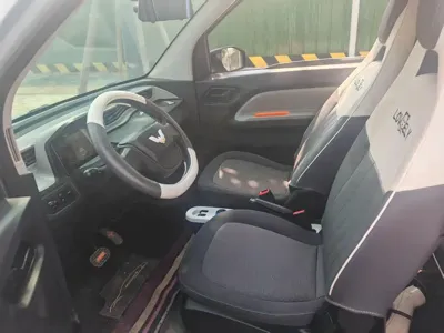 Wuling MINIEV