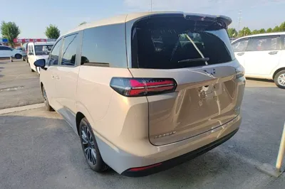 Wuling 730