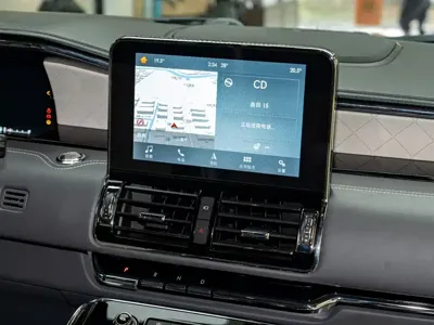 Lincoln Navigator