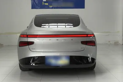 Xpeng P7