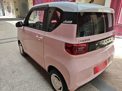 Wuling MINIEV