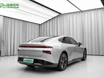 Xpeng P7