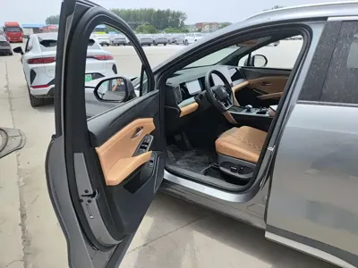 BYD L DM-i