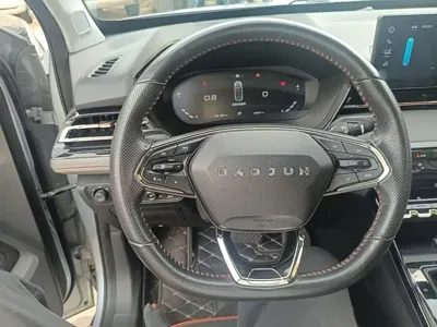 Baojun RS-3