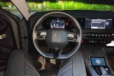 DS 4