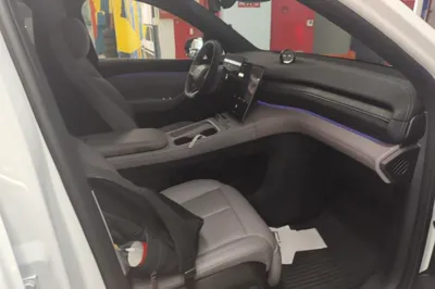 Nio EC6