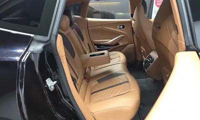 Astonmartin DBX