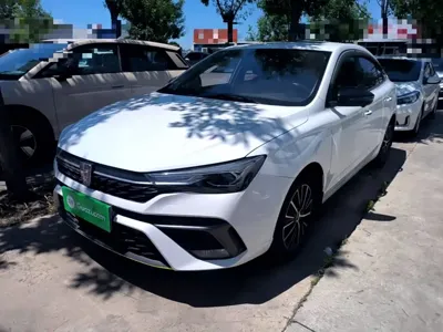 Roewe i5