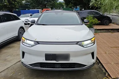 Leapmotor C11