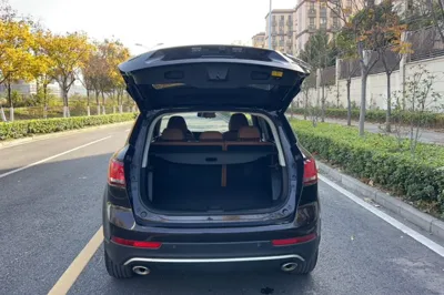 Borgward BX7