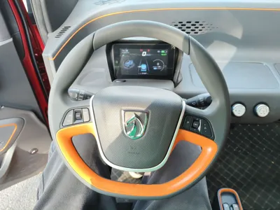 Baojun E100