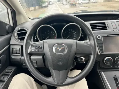 Mazda 5