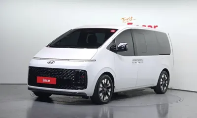 Hyundai Staria