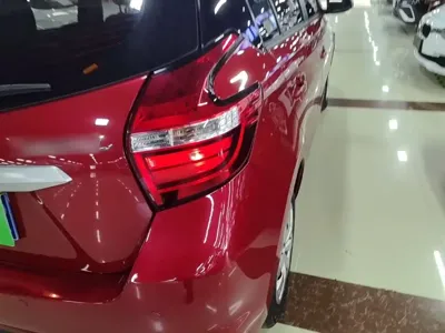 Toyota Yaris L