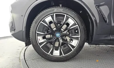 BMW iX3