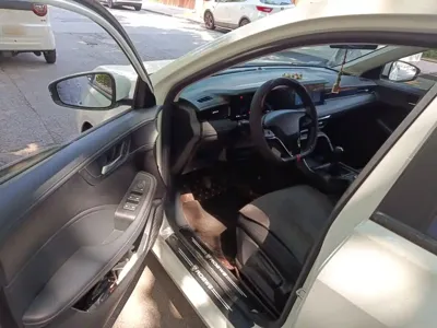 Roewe i5