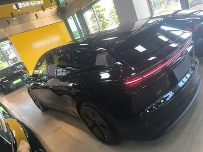 Li Auto i6