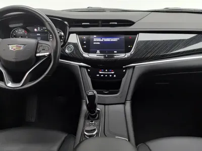 Cadillac XT6
