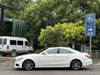 Mercedes-Benz CLS