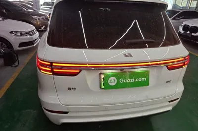 Li Auto ONE