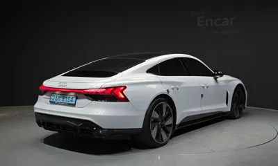 Audi e-tron GT